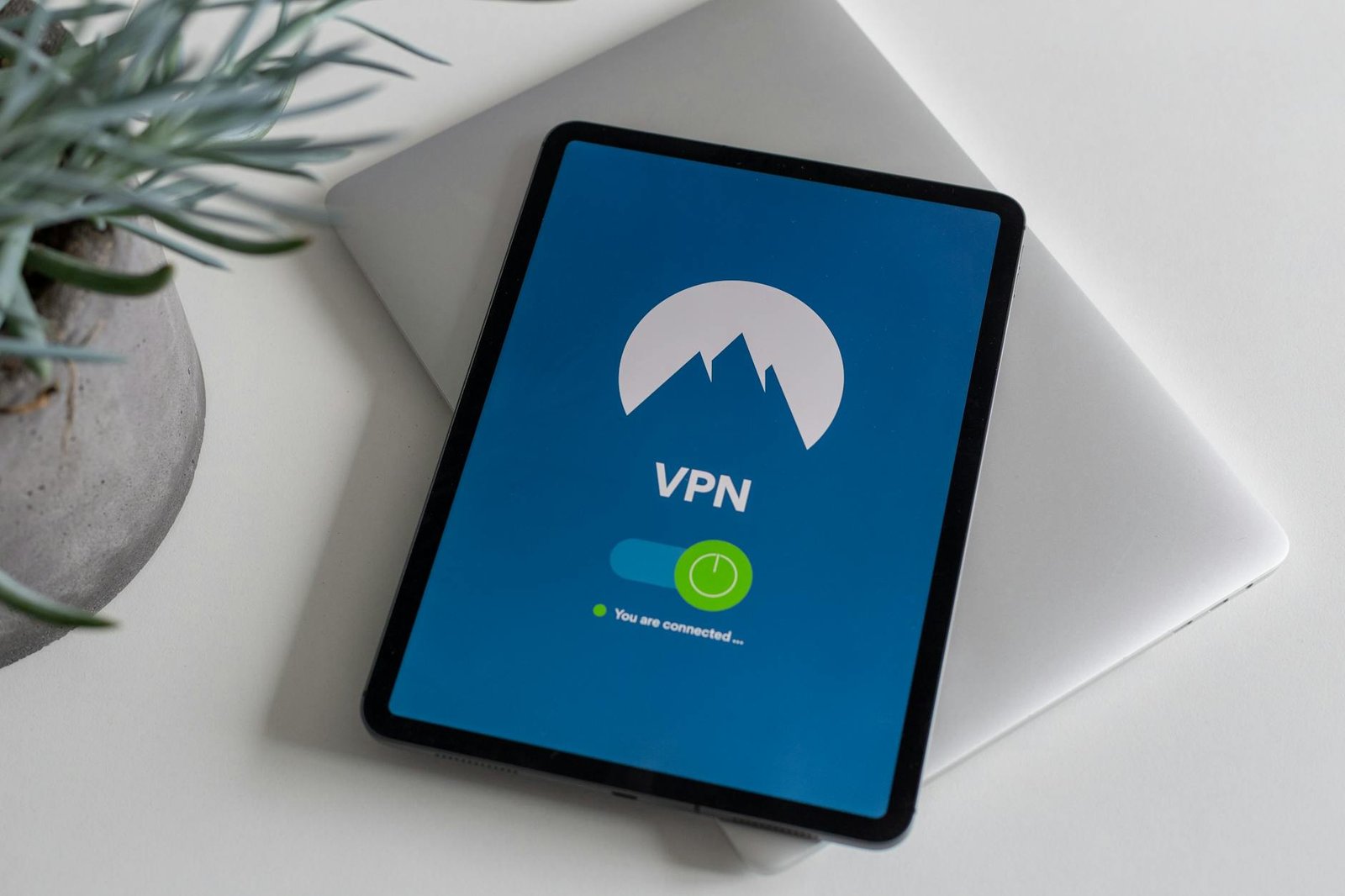 iTop VPN Key 2024: Get Online Security Today